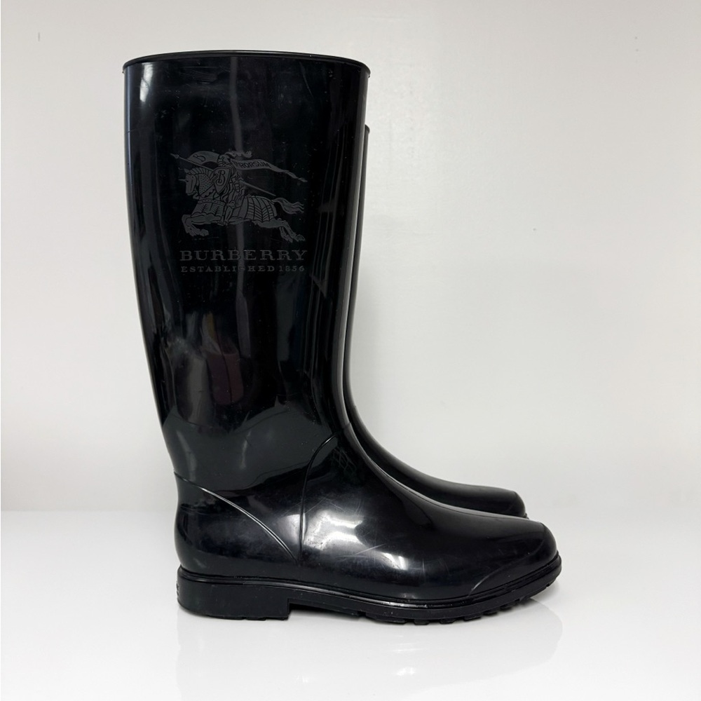 Burberry Equestrian Knight Prorsum Tall Black Rubber Rain Boots sz 39